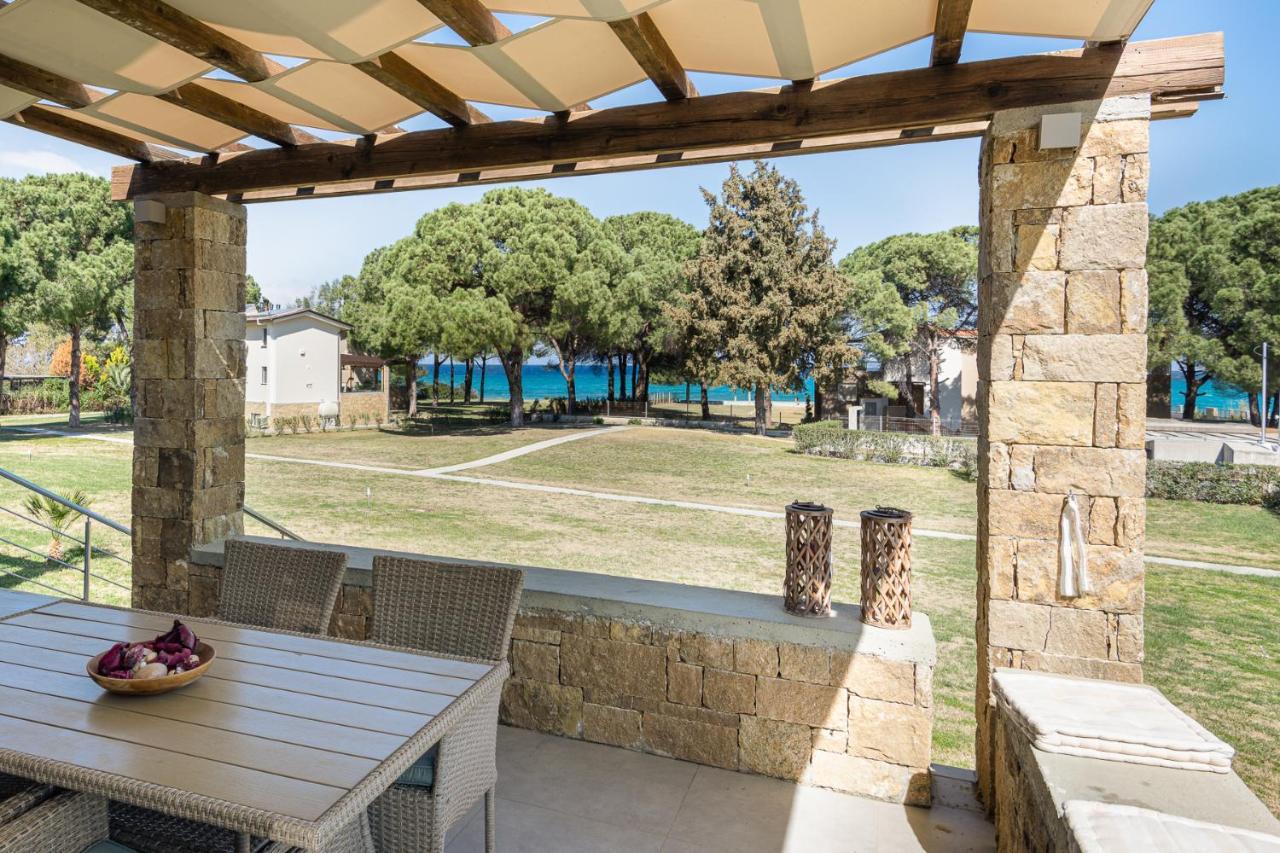 #Flh - Amalthia & Αthena Beachfront Houses In Pefkohori Εξωτερικό φωτογραφία