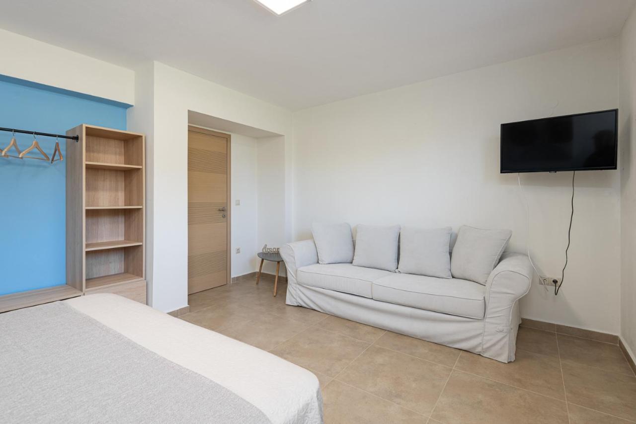 #Flh - Amalthia & Αthena Beachfront Houses In Pefkohori Εξωτερικό φωτογραφία