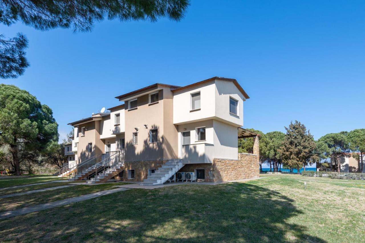 #Flh - Amalthia & Αthena Beachfront Houses In Pefkohori Εξωτερικό φωτογραφία