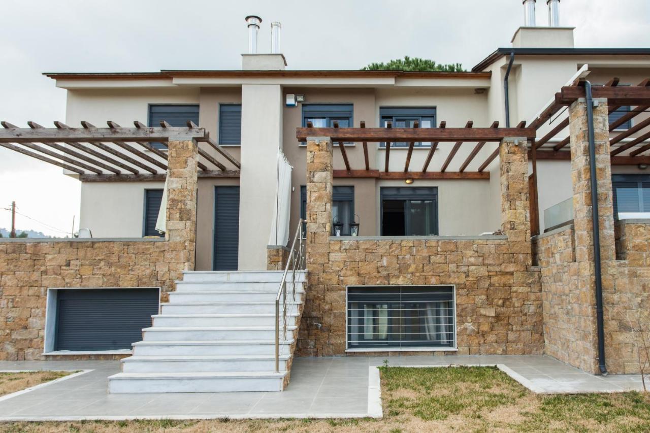 #Flh - Amalthia & Αthena Beachfront Houses In Pefkohori Εξωτερικό φωτογραφία
